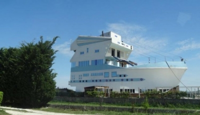 E pabesueshme! Një nga shtëpitë më të veçanta në botë ndodhet në Shqipëri