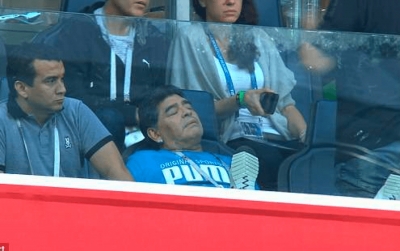 Zbulohet prapaskena/ Çfarë bën FIFA që Maradona të jetë në stadium