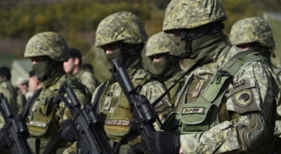 Komandanti i KFOR-it: Kosova të formojë ushtrinë e saj