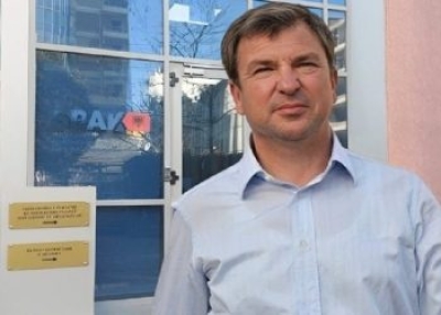 Vangjush Dako dorëzohet në Policinë e Tiranës