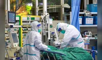 Punoi për 38 rresht pa pushim me pacientët me koronavirus , doktori në Kinë vdes nga mbilodhja