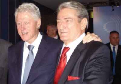 Bill Clinton viziton Shqipërinë më 4 korrik/ Berisha: Vjen si hero, miku më i madh i të gjitha kohërave
