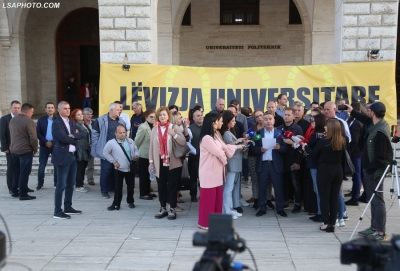 Nis në Tiranë, protesta kombëtare e pedagogëve