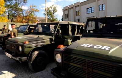 Një ditë para votimit për Ushtrinë, automjetet e KFOR-it hyjnë në Veri