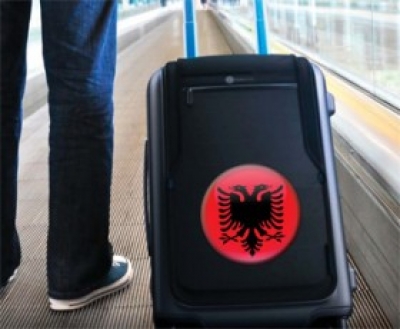 Skandali/Ikja e shqiptarëve, qeveria e gjen zgjidhjen: Do marrim të huaj!