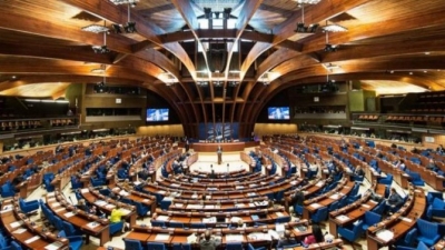 Kriza politike/ Sot mbërrijnë në Tiranë dy raportues të Këshillit të Europës