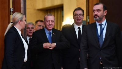 Erdogan: Serbisë autostrada e 1.2 mld euro, Shqipërisë së Ramës xhami e memorial!