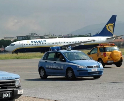 Të rinjtë shqiptarë arrestohen në aeroport, përdornin dokumente falso për kalimin e kufirit