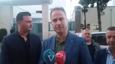 U shoqërua nga policia, ish-deputeti: Hakmarrje meskine, tregon qartë që ditët e Ramës janë të numëruara