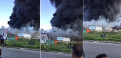 Zjarri jashtë kontrollit/ Tiranë, shkrumbohet fabrika e riciklimit! Rrezikohet edhe biznesi ngjitur