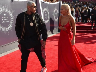 Rita Ora e lidhur me Chris Brown?  Rita zbulon të vërtetën