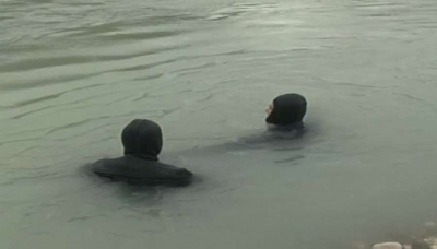 55 vjeçari u mbyt në lumin e Bistricës, familjarët kërkojnë ndihmë për gjetjen e trupit