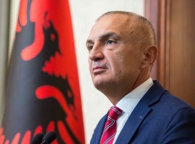 Presidentit Meta thirrje të fortë për rininë e Shqipërisë