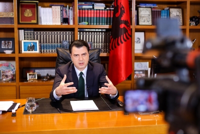 Basha: Të dyja paketat e Shqipërisë janë më pak se ndihma e Kosovës. Problem, pabesueshmëria e qeverisë