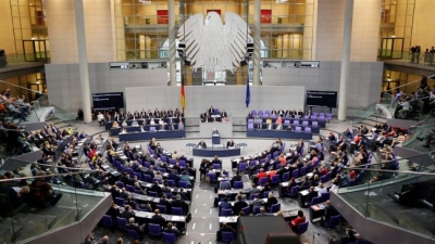 CDU-CSU, kushte per negociatat: Pa zgjidhjen e krizës politike, s&#039;ka integrim