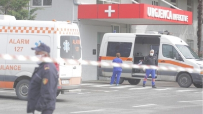 Situatë e rënduar te Sanatoriumi, në Infektiv 5 urgjenca në 10 minuta/ Gazetari tregon se çfarë po ndodh në 4 spitalet COVID