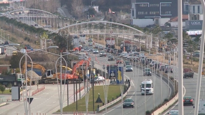 Kaos në autostradën Tiranë-Durrës