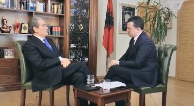 Berisha intervistë me Berat Buzhalën (video)
