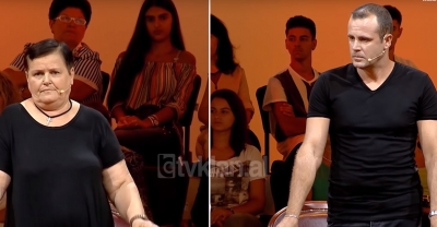 Historia e çuditshme/Djali çon nënën në &quot;gjyq:: Prenotoi babanë, ende pa i vdekur burri