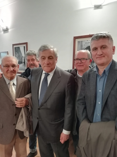 “Mos e lejoni Edi Ramën të vrasë opozitën”-Pedagogu Gjekmarkaj takon presidentin e PE-së, Tajani