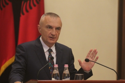 Meta shpërndan postimin e Manjanit: Ndërkombëtarët kanë ardhur në Shqiperi të monitorojnë opozitën