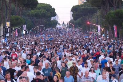 Protesta e opozitës/ Lubonja: Tregoi se ka ende shumë njerëz me shpirt opozitar