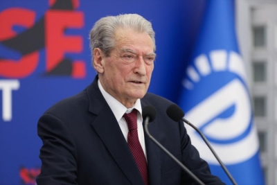 Gjendja alarmante e arsimit sot, kushtrim për përmbysjen e monizmit dhe të Edi Ramës