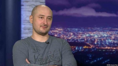 Ukrainë/ Vritet gazetari rus, kritik i ashpër i Putinit