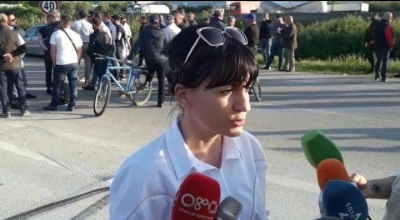 Ish-deputetja e Vlorës: Opozita nuk bllokon rrugët, ka dalë për t’ua kthyer ato shqiptarëve