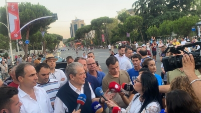 ‘1 ton drogë kapet në Itali’/ Berisha: E dërguar nga shoqata e velistit të qeverisë, ministrit të familjes Çuçi!