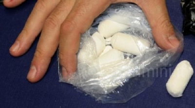 I kishte fshehur në sediljen e makinës, kapen 20 kg drogë në Port