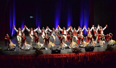 Sukses i ansambli “Shota”, fiton çmimin e dytë në festivalin më të madh të folklorit në botë