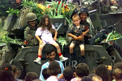 20 vjet nga bombardimet e NATO-s/ Tritan Shehu: Një ditë e madhe sot për Kosovën