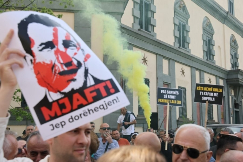 Vjedhjet me '5D'/ Sot protesta e opozitës të bashkia e Tiranës