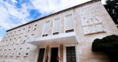 Drejtoria e Shërbimeve Qeveritare “kthehet” në agjenci udhëtimi për Kryeministrinë dhe ministritë