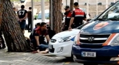 Plagosi 4 persona për një femër, kush është 20-vjeçari nga Tirana