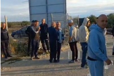 Disa muaj pa paga, punonjësit e aeroportit të Vlorës bllokojnë punimet