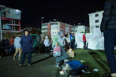 FOTO-GALERI/ Jeta mes rrënojave pas tragjedisë nga tërmeti në Durrës