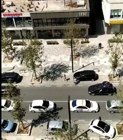 VIDEO/ Qytetari dixhital denoncon rikonstruksionin e bulevardit “Ismail Qemali”, Vlorë