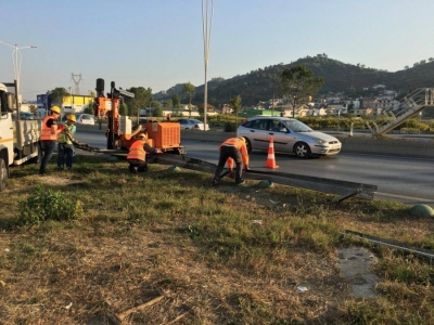 Mbyllet autostrada Tirana-Durrës, devijon trafiku këto për dy javë