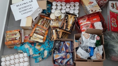 Tregtonin produkte të skaduara, AKU gjobit me 2.65 mln lekë 4 subjekte në Tiranë dhe Korçë