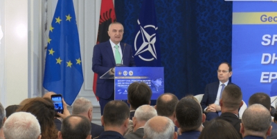 Zëri i Amerikës jehonë shqetësimit të presidentit Meta: Pse jemi pa Gjykatë Kushtetuese?!