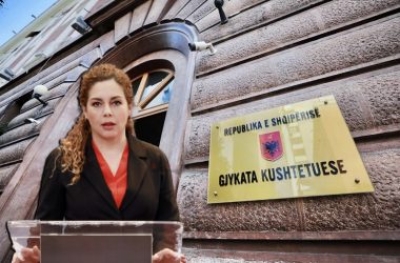 VOA shuplakë PS-së/ Mandati i Xhaçkës, Venecia: Vendimet e Kushtetueses të detyrueshme për zbatim