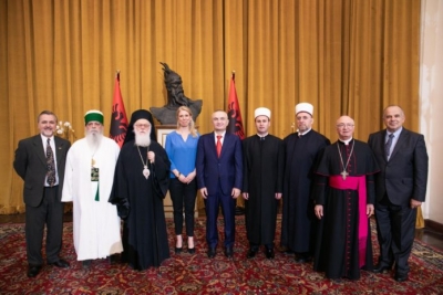 Meta me besimet fetare: Të mos lejojmë një Shqipëri totalitare, ateiste