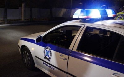 “Nga Joy Bar, te Pop Up”, mediat greke ngrenë alarmin: Si po e fiton mafia shqiptare luftën e trafikut të kokainës, “kontratat e vdekjeve” dhe urdhërat nga burgjet janë…