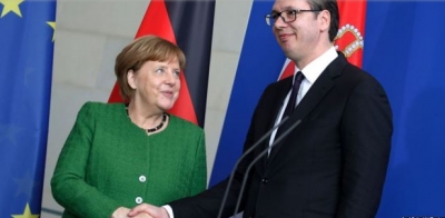 Merkel: Bisedimet me Vuçiq, të gjendet zgjidhje për Kosovën