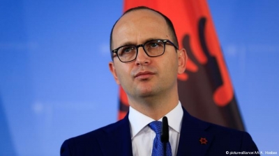 Ditmir Bushati kujton Migjenin dhe bën thirrje për "zgjim"