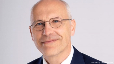 “Vendimi i Bundestagut për negociatat strategjik”- Flet ambasadori gjerman: Gjermania do të bindë vendet skeptike