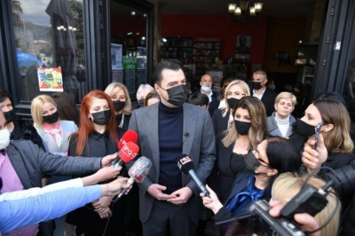 Basha: Ne jemi të vendosur për të sjellë një të ardhme më të mirë për Shqipërinë. Do garantojmë që Rama të shkojë në shtëpi dhe ndryshimi të fillojë