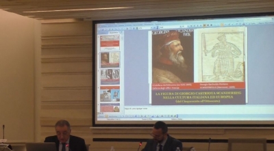 Studiues nga 5 universitete në botë analizojnë figurën e Skënderbeut